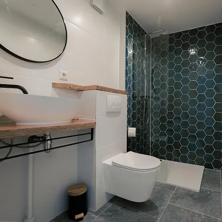 West 26 8 Persoons Holiday home *