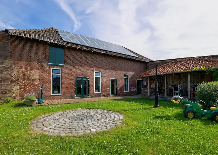 펜션 West 26 8 Persoons